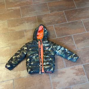 Nike youth boys coat size 7 camo